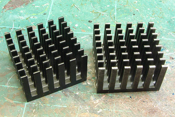 Painted and unpainted heat sinks